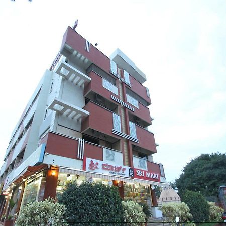Oyo 19957 Annapoorna Castle Hotel Kadur ภายนอก รูปภาพ