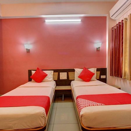 Oyo 19957 Annapoorna Castle Hotel Kadur ภายนอก รูปภาพ