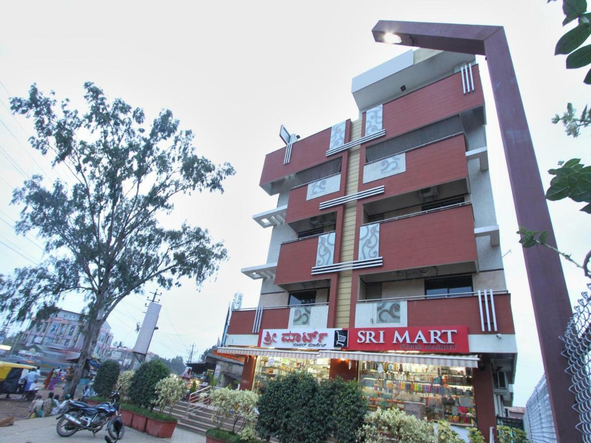 Oyo 19957 Annapoorna Castle Hotel Kadur ภายนอก รูปภาพ